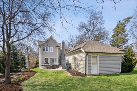 Tiny photo for 321 N Kenilworth Avenue, Glen Ellyn, IL 60137 (MLS # 12569638)