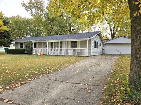 Photo of 217 E Holiday Drive, Decatur, IL 62526 (MLS # 12509133)