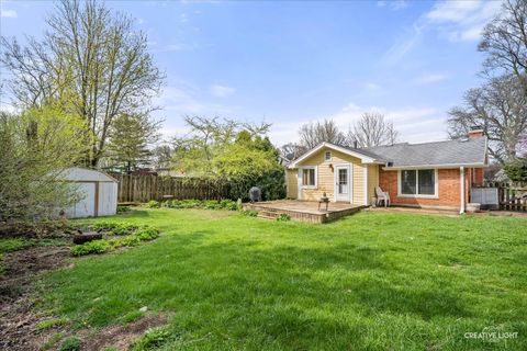 Tiny photo for 6110 Hilly Way, Oakwood Hills, IL 60013 (MLS # 12618594)