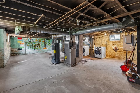 Tiny photo for 823 Pershing Boulevard, Clinton, IA 52732 (MLS # 12746551)