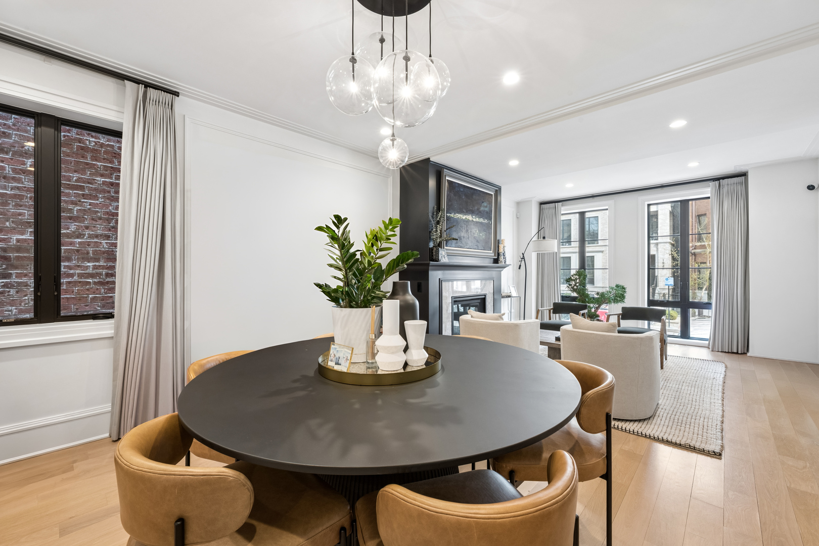 1940 N Mohawk Street 1