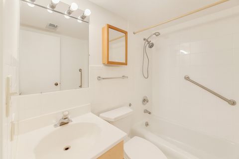 Tiny photo for 502 Redondo Drive #205, Downers Grove, IL 60516 (MLS # 12492295)