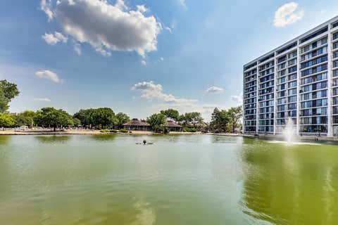 Tiny photo for 2015 S Finley Road #512, Lombard, IL 60148 (MLS # 12712843)