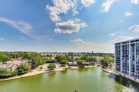 Tiny photo for 2015 S Finley Road #512, Lombard, IL 60148 (MLS # 12712843)