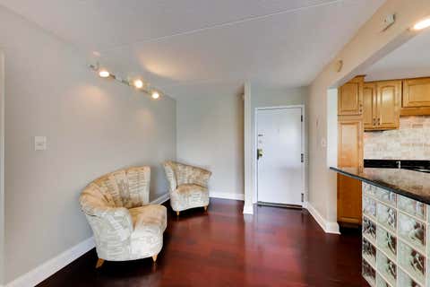 Tiny photo for 2015 S Finley Road #512, Lombard, IL 60148 (MLS # 12712843)