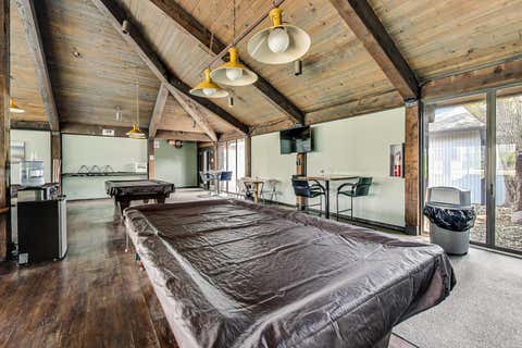 Tiny photo for 2015 S Finley Road #512, Lombard, IL 60148 (MLS # 12712843)