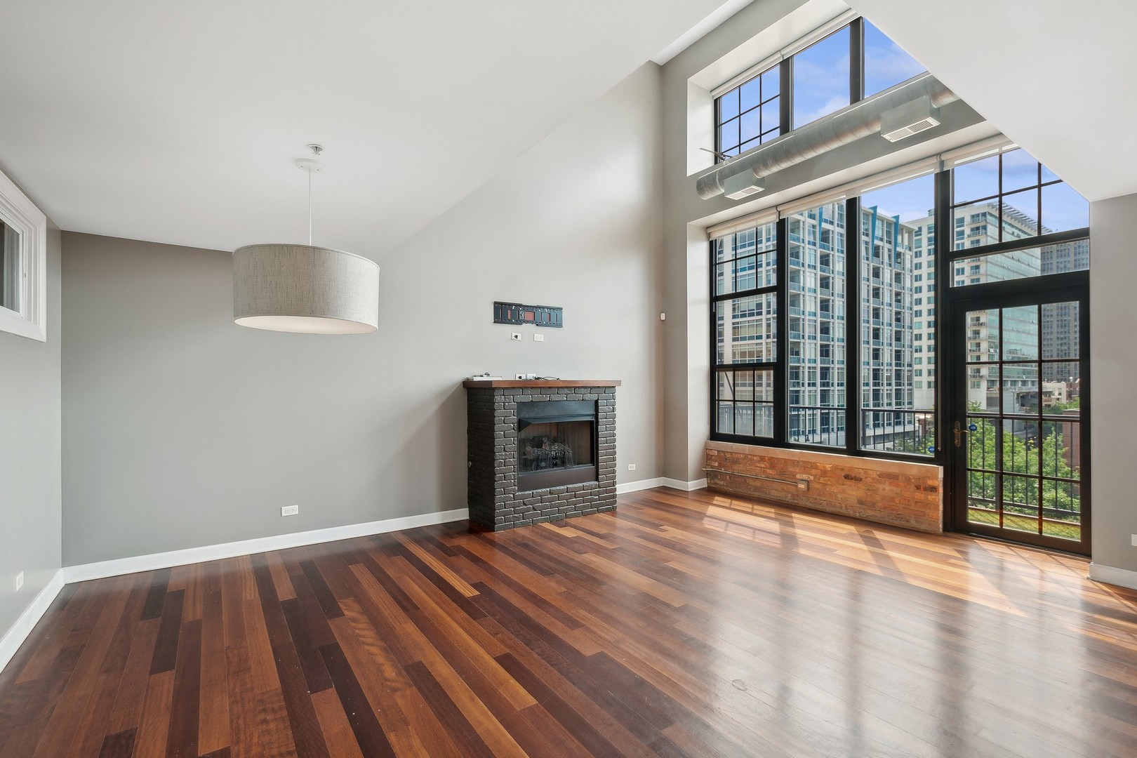 70 E 18th Street 4E