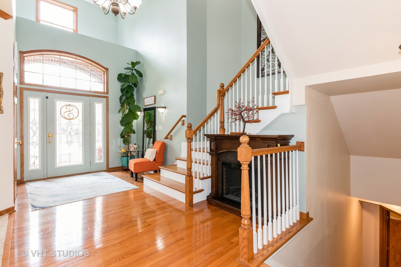 38W424 Berquist Drive