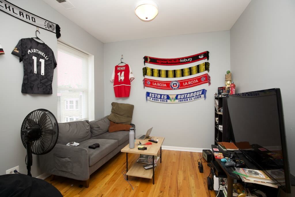 4511 N Malden Street 3B