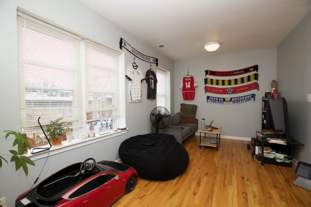 4511 N Malden Street 3B