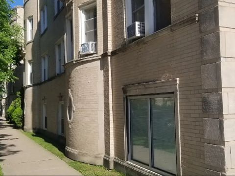 2753 W Arthur Avenue 3 Chicago IL 60645