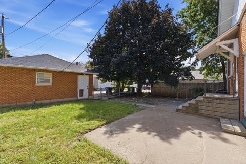 Tiny photo for 2325 Western Avenue, Davenport, IA 52803 (MLS # 12735745)