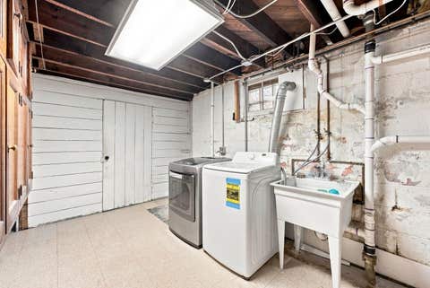 Tiny photo for 2325 Western Avenue, Davenport, IA 52803 (MLS # 12735745)