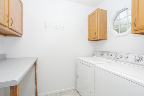 Tiny photo for 5 Downing Circle, Bloomington, IL 61704 (MLS # 12647699)