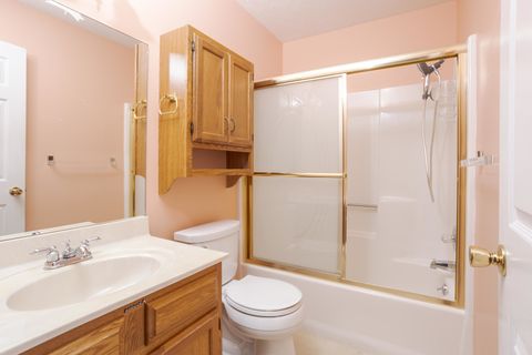 Tiny photo for 5 Downing Circle, Bloomington, IL 61704 (MLS # 12647699)