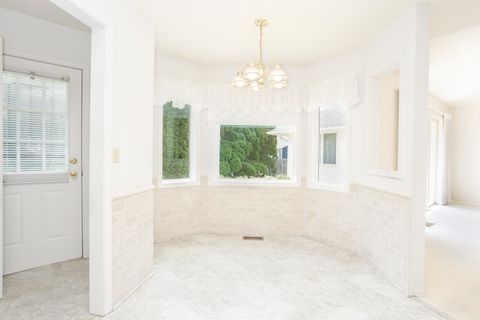 Tiny photo for 5 Downing Circle, Bloomington, IL 61704 (MLS # 12647699)