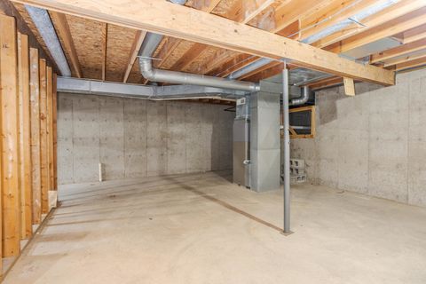 Tiny photo for 5 Downing Circle, Bloomington, IL 61704 (MLS # 12647699)