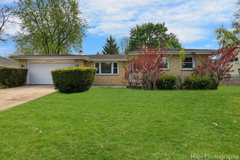 1903 Sprucewood Lane Lindenhurst IL 60046
