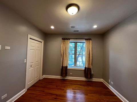 Tiny photo for 2707 W Glenlake Avenue #3, Chicago, IL 60659 (MLS # 12773614)