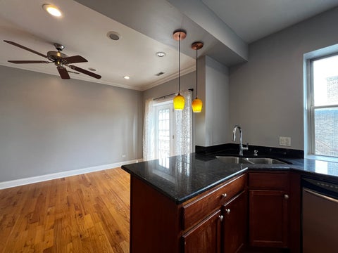 Tiny photo for 2707 W Glenlake Avenue #3, Chicago, IL 60659 (MLS # 12773614)