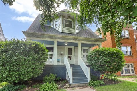 Photo of 3420 Grove Avenue, Berwyn, IL 60402 (MLS # 12471362)