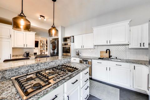 Tiny photo for 435 W SURF Street #4A, Chicago, IL 60657 (MLS # 12477516)