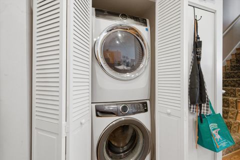 Tiny photo for 945 N Kingsbury Street #119, Chicago, IL 60610 (MLS # 12595437)