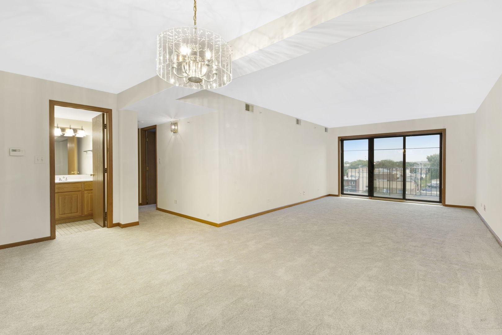 9510 S Kolmar Avenue 406