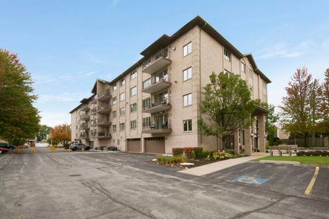 Tiny photo for 9510 S Kolmar Avenue #406, Oak Lawn, IL 60453 (MLS # 12492999)