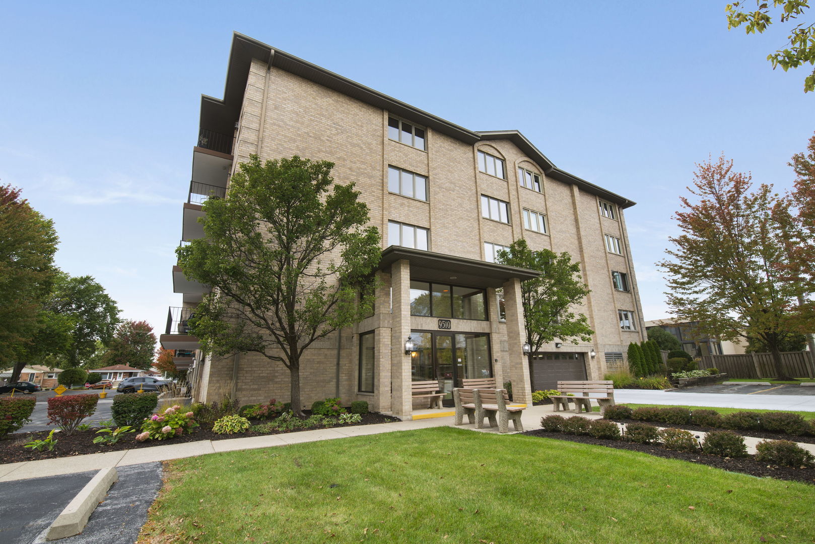 9510 S Kolmar Avenue 406