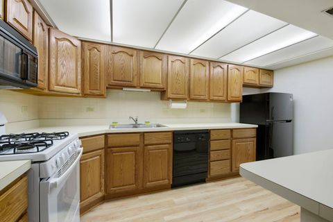 Tiny photo for 9510 S Kolmar Avenue #406, Oak Lawn, IL 60453 (MLS # 12492999)