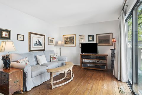 Tiny photo for 471 Old Barn Road, Lake Barrington, IL 60010 (MLS # 12582281)