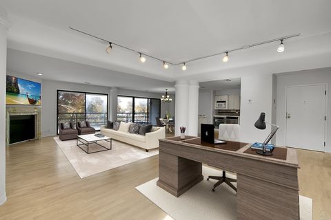 Tiny photo for 7131 N Caldwell Avenue #4S, Chicago, IL 60646 (MLS # 12528713)