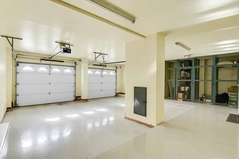 Tiny photo for 7131 N Caldwell Avenue #4S, Chicago, IL 60646 (MLS # 12528713)