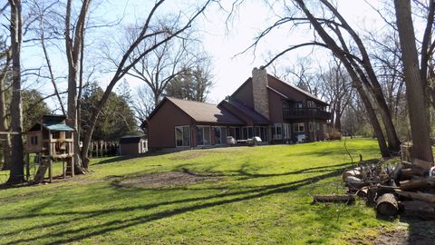 Tiny photo for Warrenville, IL 60555 (MLS # 12602585)