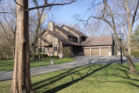 Property photo of 3s630 Glen Drive S, Warrenville, IL 60555