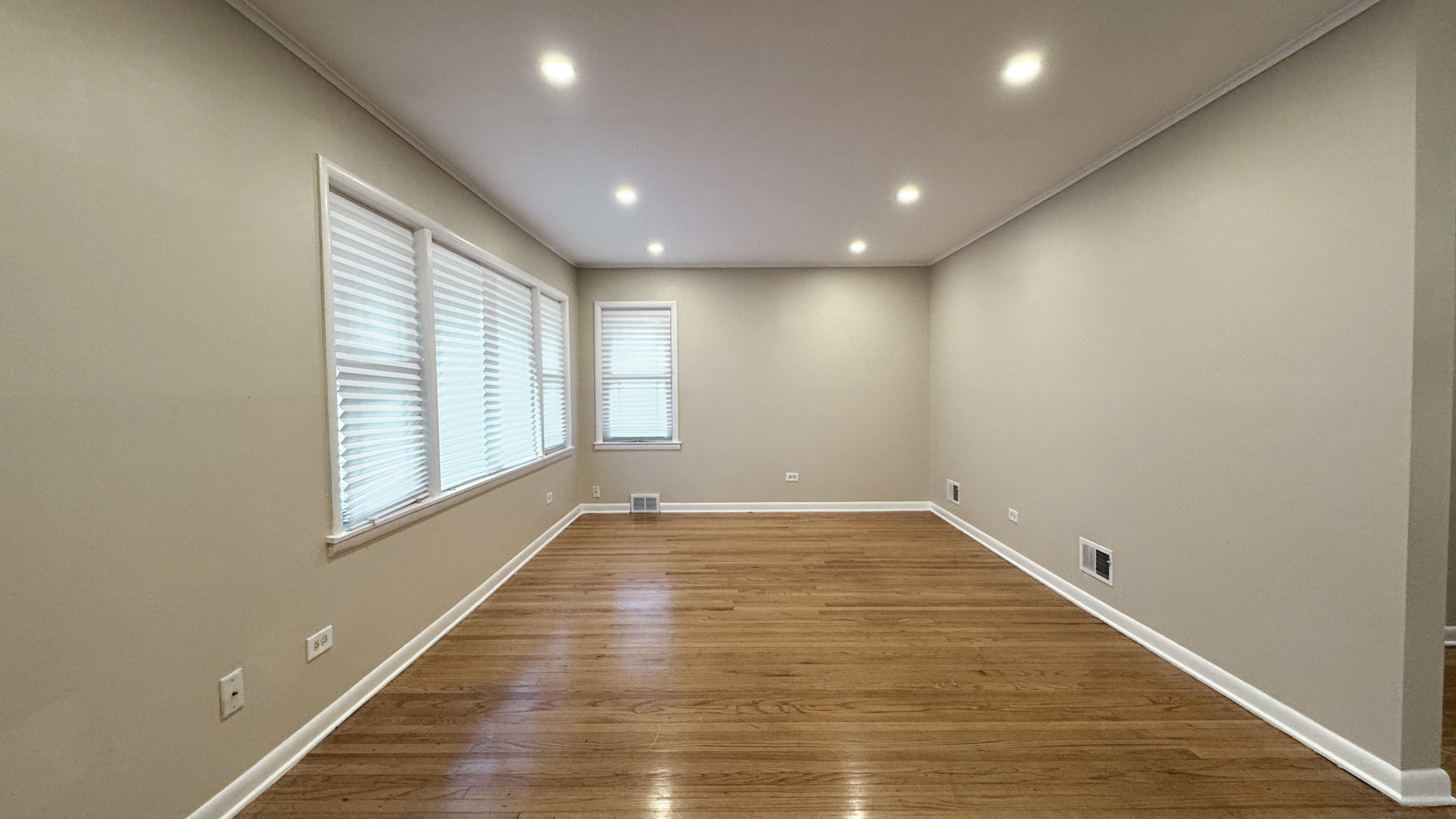 612 N Hillside Avenue