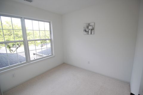 Tiny photo for 1542 Stoneridge Court, Yorkville, IL 60560 (MLS # 12480642)
