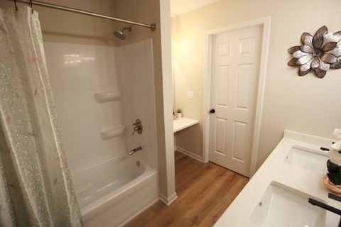 Tiny photo for 1542 Stoneridge Court, Yorkville, IL 60560 (MLS # 12480642)