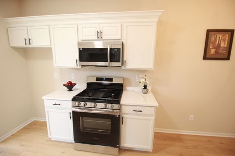 Tiny photo for 1542 Stoneridge Court, Yorkville, IL 60560 (MLS # 12480642)