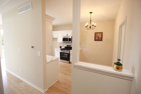 Tiny photo for 1542 Stoneridge Court, Yorkville, IL 60560 (MLS # 12480642)