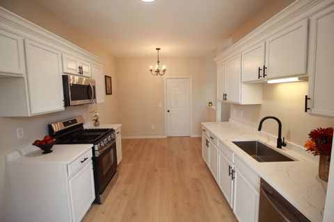 Tiny photo for 1542 Stoneridge Court, Yorkville, IL 60560 (MLS # 12480642)