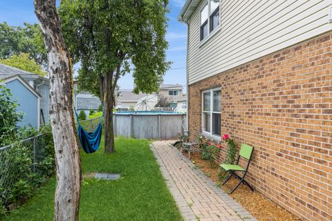 Tiny photo for 6614 Kane Avenue, Hodgkins, IL 60525 (MLS # 12439841)