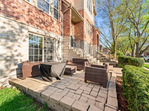 Tiny photo for 265 N WILMETTE Avenue, Westmont, IL 60559 (MLS # 12618293)