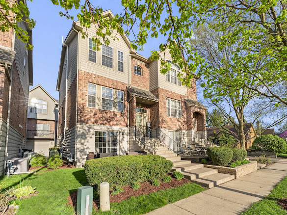 265 N WILMETTE Avenue