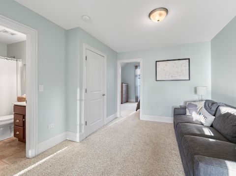 Tiny photo for 265 N WILMETTE Avenue, Westmont, IL 60559 (MLS # 12618293)