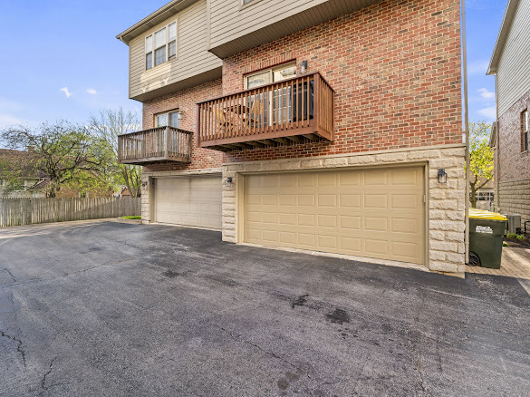 265 N WILMETTE Avenue