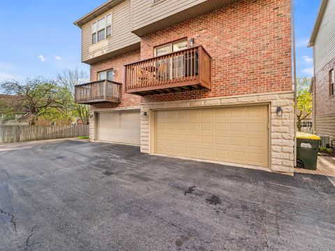 Tiny photo for 265 N WILMETTE Avenue, Westmont, IL 60559 (MLS # 12618293)