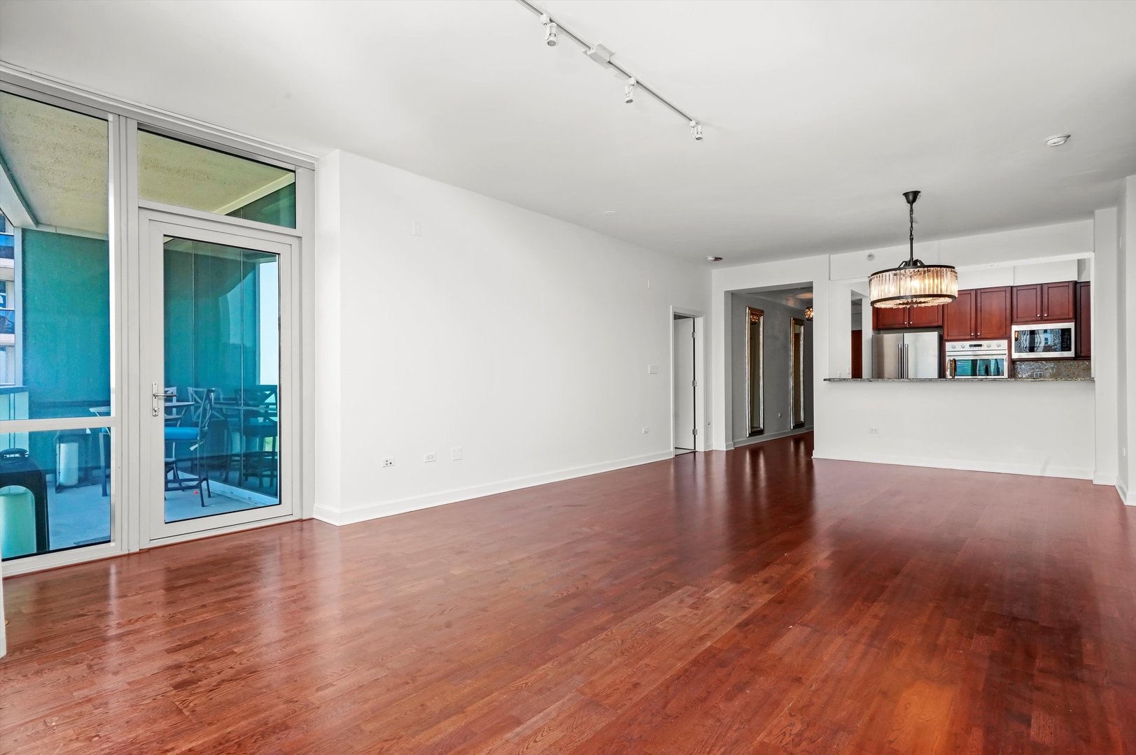 1201 S Prairie Avenue 1502