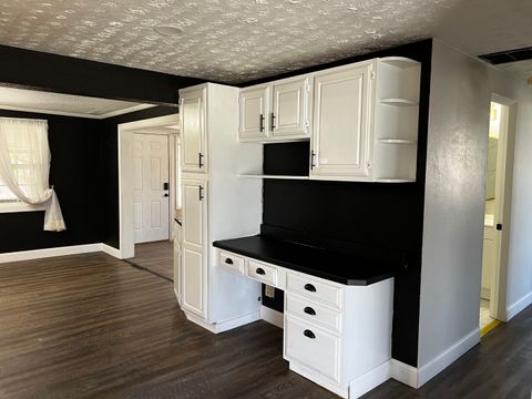 Tiny photo for 33 Westwood Drive, Mt Vernon, IL 62864 (MLS # 12594441)